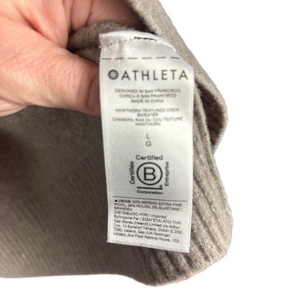 EUC Athleta Women’s Merino Wool Blend Leopard Crewneck Sweater in Gray/Cream Lg - Picture 7 of 11